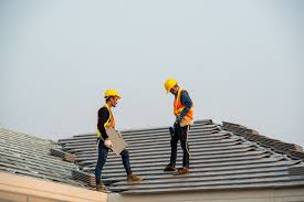 Best Roof Insulation Installation  in Le Center, MN